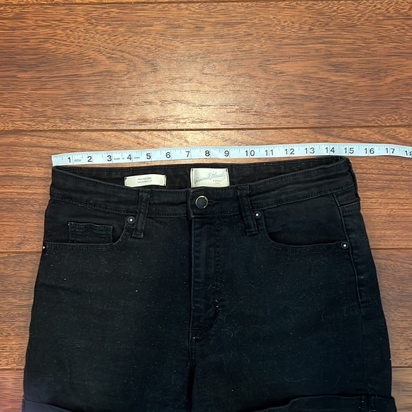 UNIVERSAL THREADS BLACK SHORTS - Picture 4 of 5